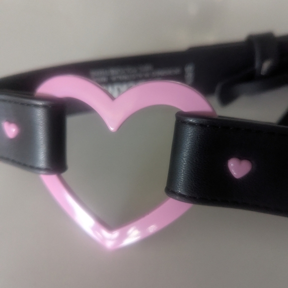 XS/S NWT Blackmilk Heart Belt - Picture 3 of 8